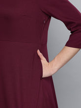 Load image into Gallery viewer, Queen ellie Women Burgundy Solid A-Line Dress
