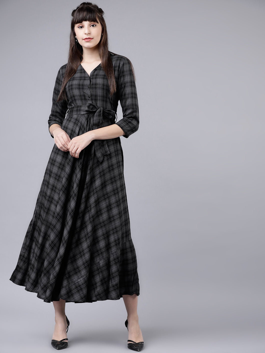 Queen ellie Women Grey & Black Checked Empire Dress