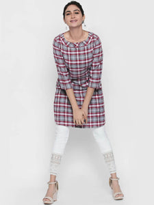 Queen ellie Women Red & Grey Checked A-Line Kurti