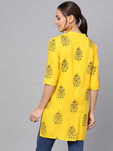 Queen ellie Women Yellow Floral Print Straight Kurti