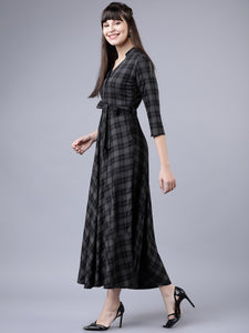 Queen ellie Women Grey & Black Checked Empire Dress