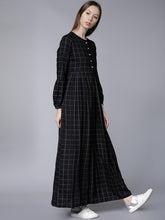 Load image into Gallery viewer, Queen ellie Women Black Checked Maxi Dress
