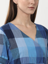 Load image into Gallery viewer, Queen ellie Women Blue Checked Wrap Dress
