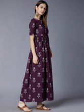 Load image into Gallery viewer, Queen ellie Women Purple Printed Maxi Dress
