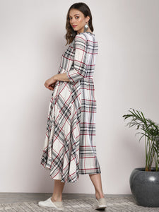 Queen ellie Women Off-White & Black Checked Midi A-Line Dress