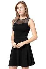 Load image into Gallery viewer, Queen ellie Women&#39;s Knee Length Dress.
