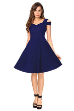 Load image into Gallery viewer, Queen ellie Women&#39;s Knee Length Dress.
