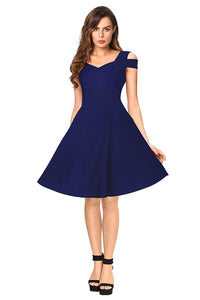 Queen ellie Women's Knee Length Dress.