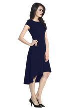 Load image into Gallery viewer, Queen ellie Women&#39;s Midi Dress.
