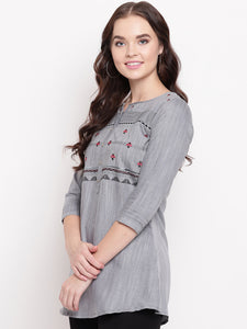 Queen ellie Women Grey & Black Embroidered A-Line Kurti