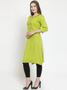 Queen ellie Women Green Solid Straight Kurti