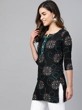 Load image into Gallery viewer, Queen ellie Women Black &amp; Blue Printed Straight Kurti
