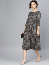 Load image into Gallery viewer, Queen ellie Women Printed Black A-Line Dress
