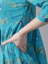 Load image into Gallery viewer, Queen ellie Women Blue &amp; Green Printed A-Line Dress
