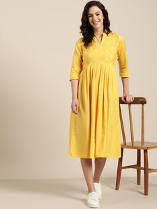 Queen ellie Women Yellow & White Solid A-Line Dress