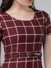 Load image into Gallery viewer, Queen ellie Women Burgundy Checked Sheath Dress
