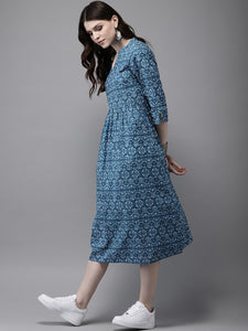 Queen ellie Women Blue & White Printed A-Line Kurta